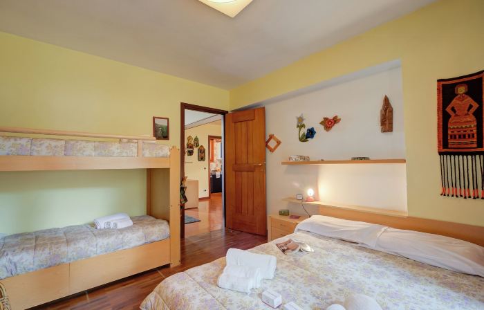Lo Stambecco - Duplex for 8 people - Happy Rentals