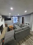 Bright & Cozy 2-Bedroom Main Floor Suite