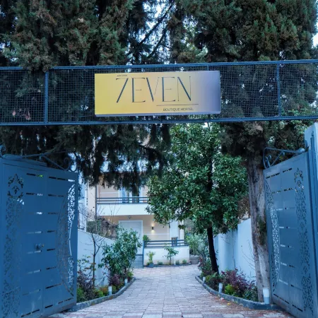 7even Boutique Hostel
