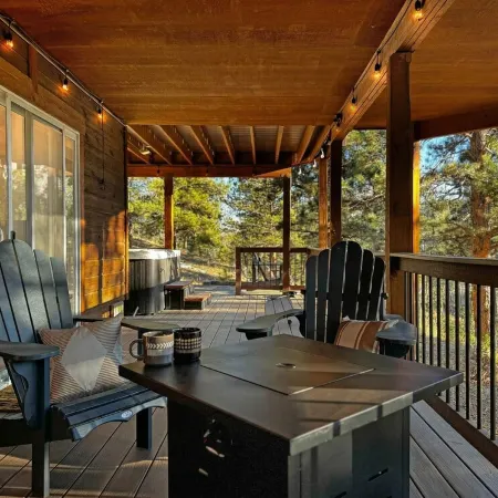 HotTub / Coffee Bar / GameRoom / Indoor Fireplace / Views / Quiet / Washer Dryer Отели в г. Бейли