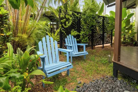 Palms City Resort