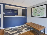 Travelodge Wrexham Hotel 렉섬 호텔
