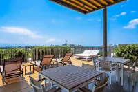 Modern Condo With Breathtaking Views, Infinity Pool, and en Suite Bedrooms - 3-Star
