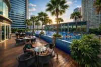 Vortex Suites KLCC by Luna - Sea View