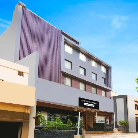 Super Townhouse Oak Hisar