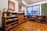 Elegance Hotel