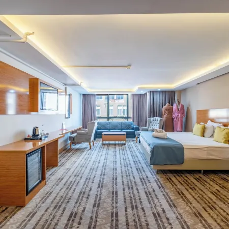 Bulvar Hotel