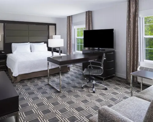 Hampton Inn & Suites Bridgewater Hotels in Bridgewater Township
