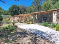 Chez Canard Hotels in Flayosc