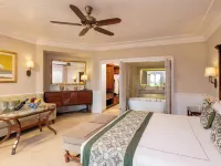 Taj Fort Aguada Resort & Spa, Goa Hotels near Chapora River