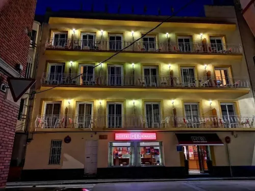 Hostal Bonavista - Homestays