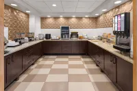 Wingate by Wyndham Cranberry - breakfast