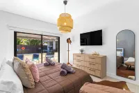 Villa Sunset by Glam Homes