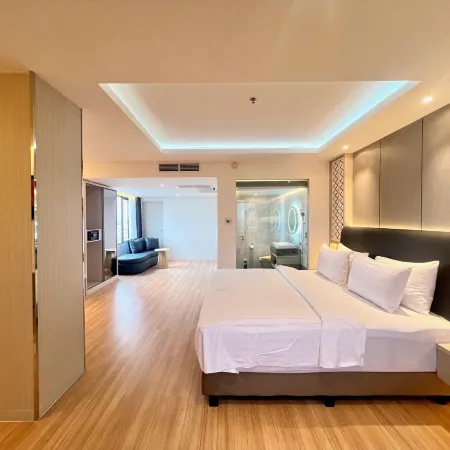 Royal Asia Hotel