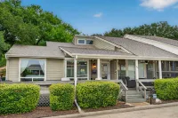 Quaint, Cozy, Lakefront Haven w/ Lily Pad, Kayaks, Firepit, and Wrap Around Deck