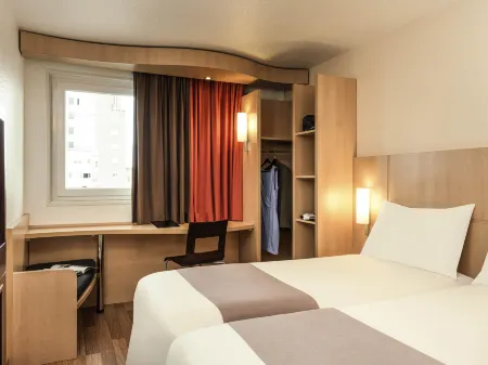 Ibis Paris Porte de Bagnolet