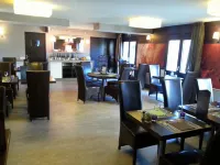 Hôtel Inn Design & Restaurant Alençon - Завтрак