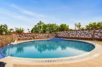 Alaya Stays Gold Palm Resort - Pools