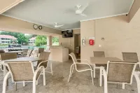 2 Mi to Beach! Hilton Head Golf Escape w/ Balcony