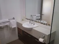 Coro Club Motel Hotels in Griffith