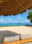 琥珀瑤諾伊 - 海滩