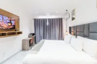 Boutique Hotel-Style 4Bed Home In Ferndale - balcony