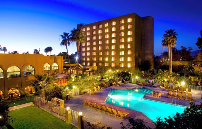 DoubleTree by Hilton Tucson- Reid Park