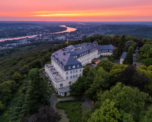 Steigenberger Icon Grandhotel & Spa Petersberg Hotels near Godesburg