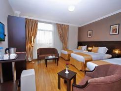 Kingsgate Deyar Hotel