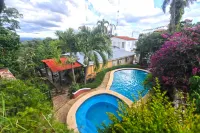 Santo Cerro Natural Park Eco Lodge Con Vista Panorámica y Experiencias Naturales - piscina