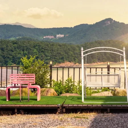 Yeosu Wellstay Pool Villa