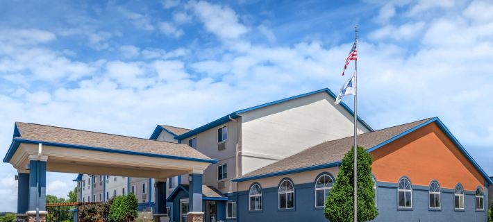 Holiday Inn Express DEFOREST (MADISON AREA) by IHG Hotele w: Dane County