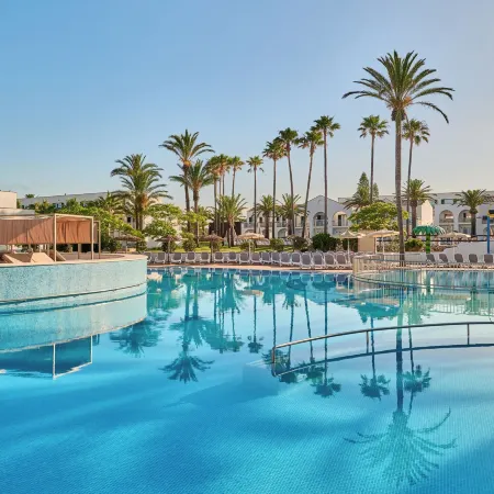 Grupotel Mar de Menorca
