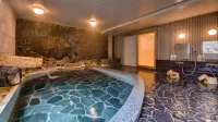 Futamata Onsen Kashiwaya Ryokan - 2-Star