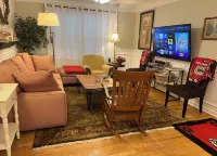 Spacious 3 bed 2 bath condo close to Memorial Park, Five-points, & UGA in Athens - Kitchens