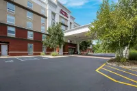 Hampton Inn & Suites Poughkeepsie - parking