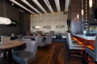 Sandman Hotel & Suites Winnipeg Airport - Bar