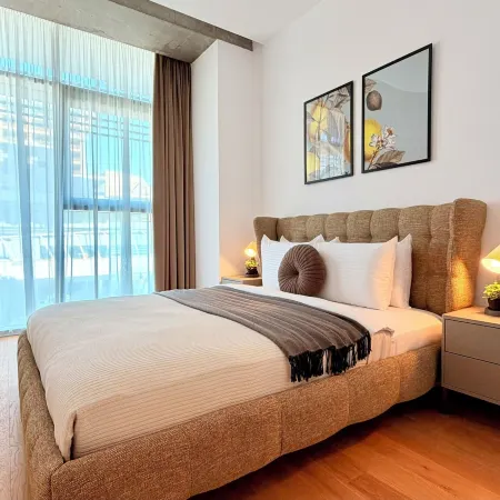 Skyline Haven 1BR Balcony in UP-site