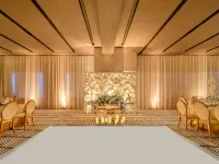 Gale Miami Hotel & Residences Hotels near CocoWalk