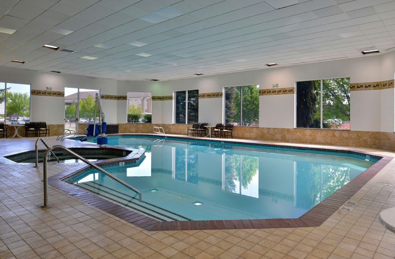 Hampton Inn Idaho Falls/Airport photo 2