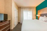 Residence Inn Portland Hillsboro/Brookwood - Parkplatz