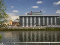 Hilton Garden Inn Glasgow City Centre Hotels near Pollock House
