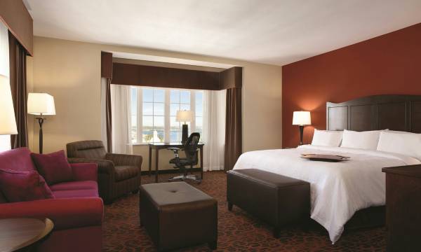 Hampton Inn & Suites Bradenton Downtown Historic District