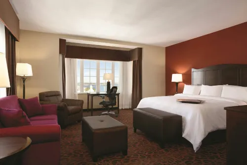 Hampton Inn & Suites Bradenton Downtown Historic District - 2-Star