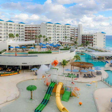 Hilton Cancun Mar Caribe All-Inclusive Resort
