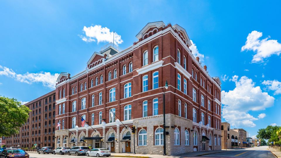 Hotel Indigo SAVANNAH HISTORIC DISTRICT by IHG