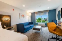 Holiday Inn Express BOTHELL by IHG - Hot Tub