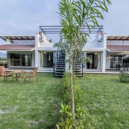 The Quade Villa By Spandan Holiday Homes