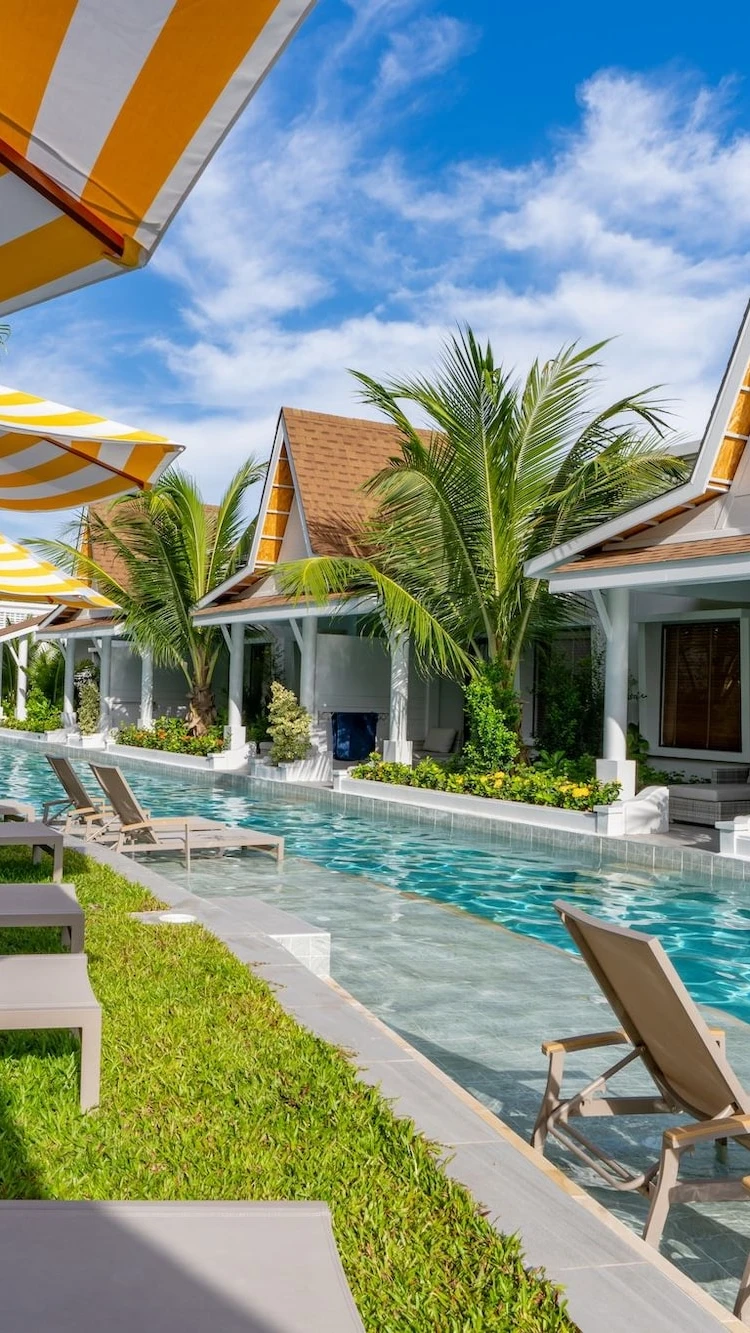 รูปภาพของโรงแรมลลิน รีสอร์ท แอนด์ วิลล่าส์ - รถรับส่งฟรีตามตารางเวลาไปยังหาดบางเทา