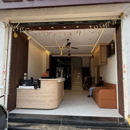 Hotel Parshwa